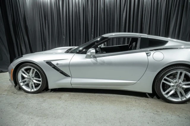 2017 Chevrolet Corvette C7 - Image 5 of 15