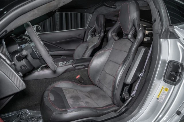 2017 Chevrolet Corvette C7 - Image 10 of 15
