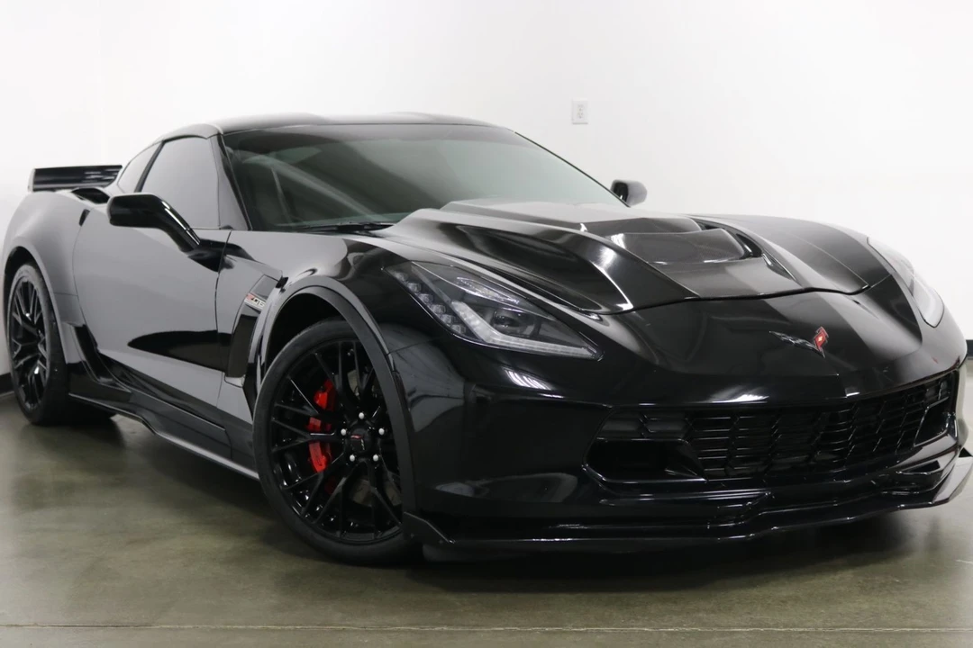 2017 Chevrolet Corvette C7 Z06 - Image 2 of 12