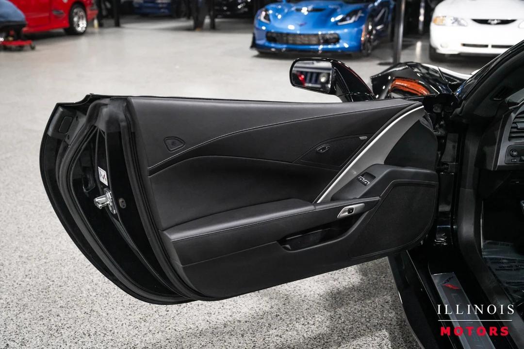 2017 Chevrolet Corvette C7 Z06 - Image 17 of 31