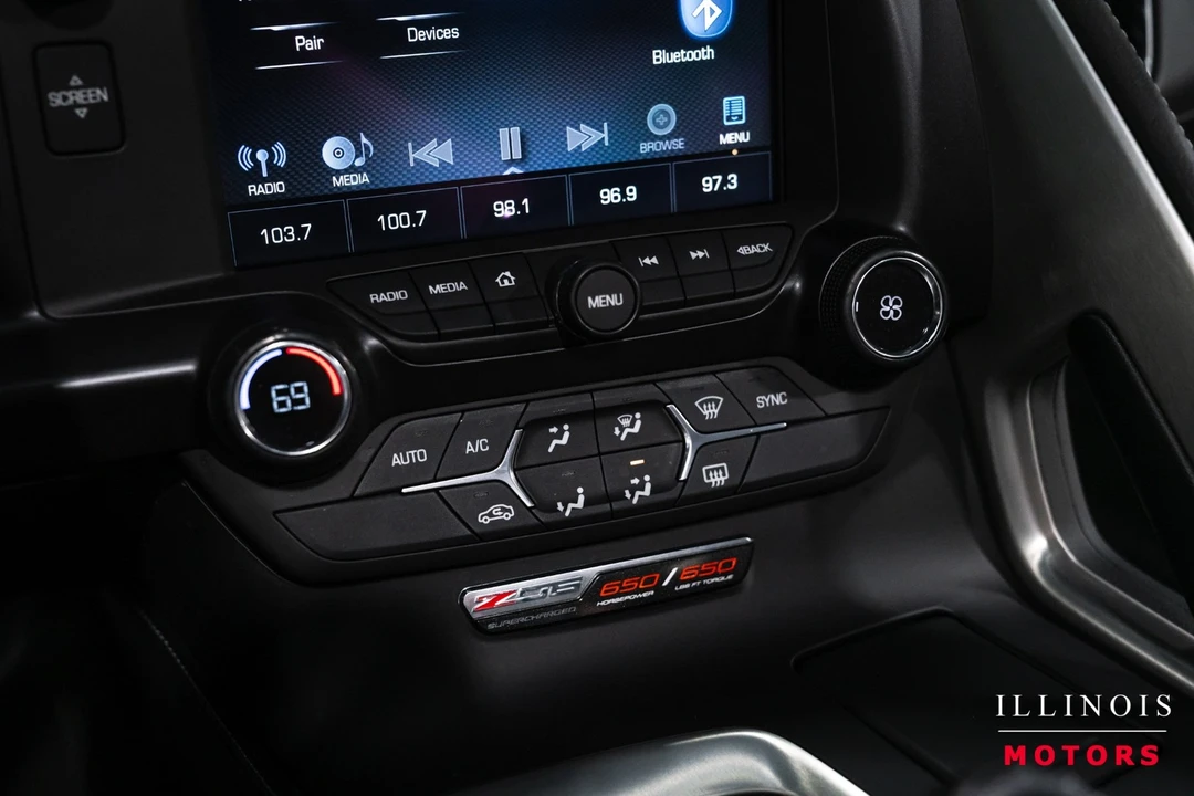 2017 Chevrolet Corvette C7 Z06 - Image 24 of 31