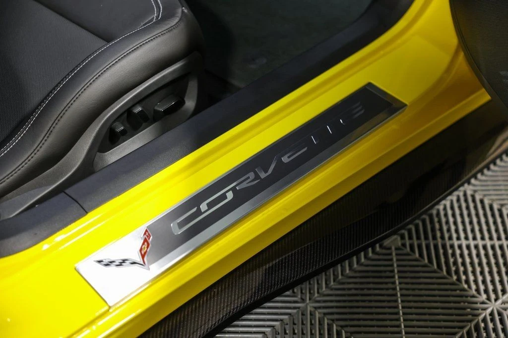 2017 Chevrolet Corvette C7 Z06 - Image 23 of 31