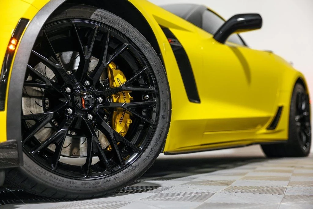 2017 Chevrolet Corvette C7 Z06 - Image 12 of 31