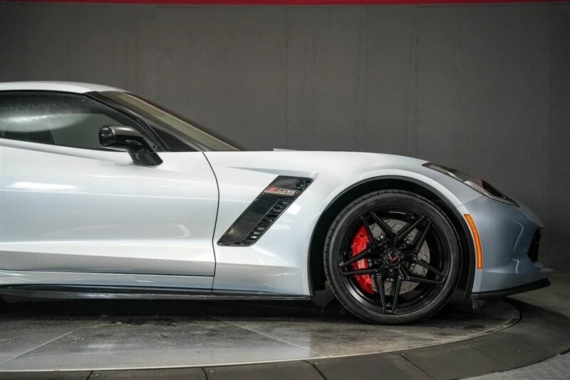 2017 Chevrolet Corvette C7 Z06 - Image 8 of 21