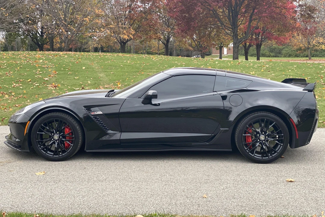 2017 Chevrolet Corvette C7 Z06 - Image 3 of 31