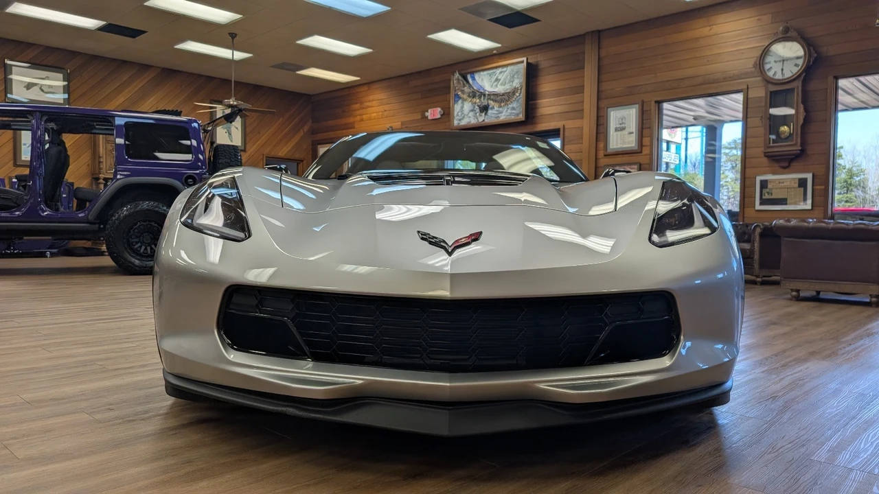 2017 Chevrolet Corvette C7 Z06 - Image 13 of 21