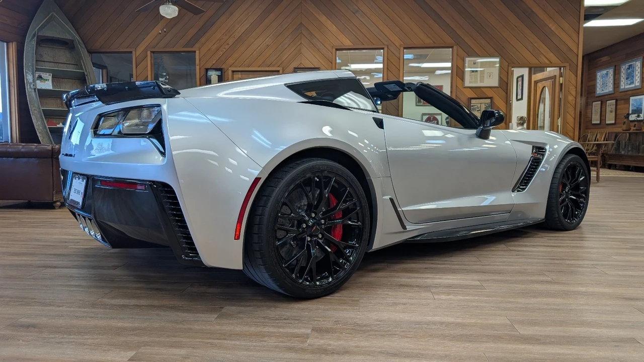 2017 Chevrolet Corvette C7 Z06 - Image 7 of 21