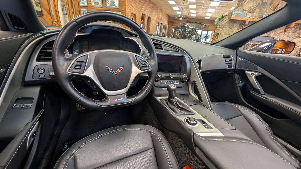 2017 Chevrolet Corvette C7 Z06 - Image 20 of 21