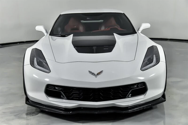 2017 Chevrolet Corvette C7 Z06 - Image 5 of 12
