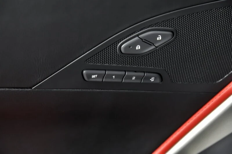 2017 Chevrolet Corvette C7 Z06 - Image 19 of 21