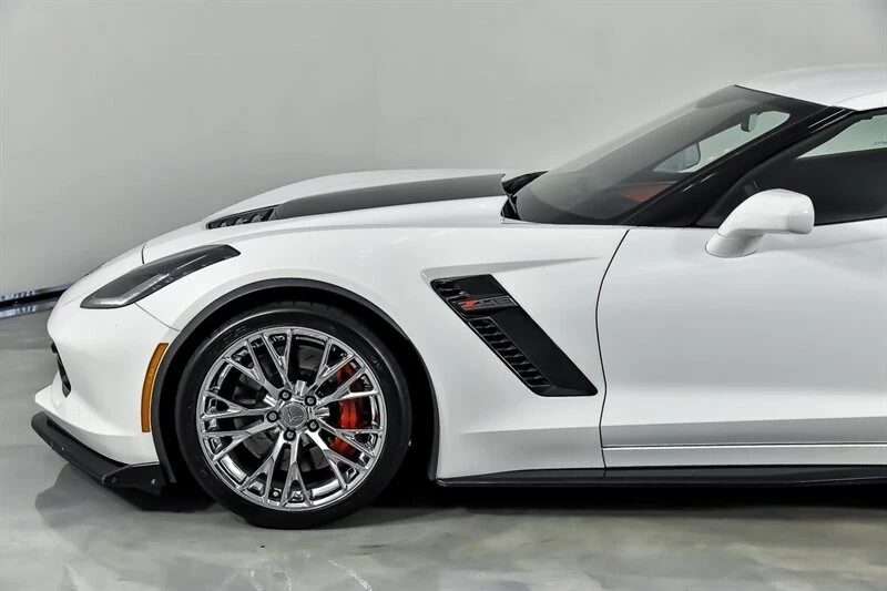 2017 Chevrolet Corvette C7 Z06 - Image 7 of 12