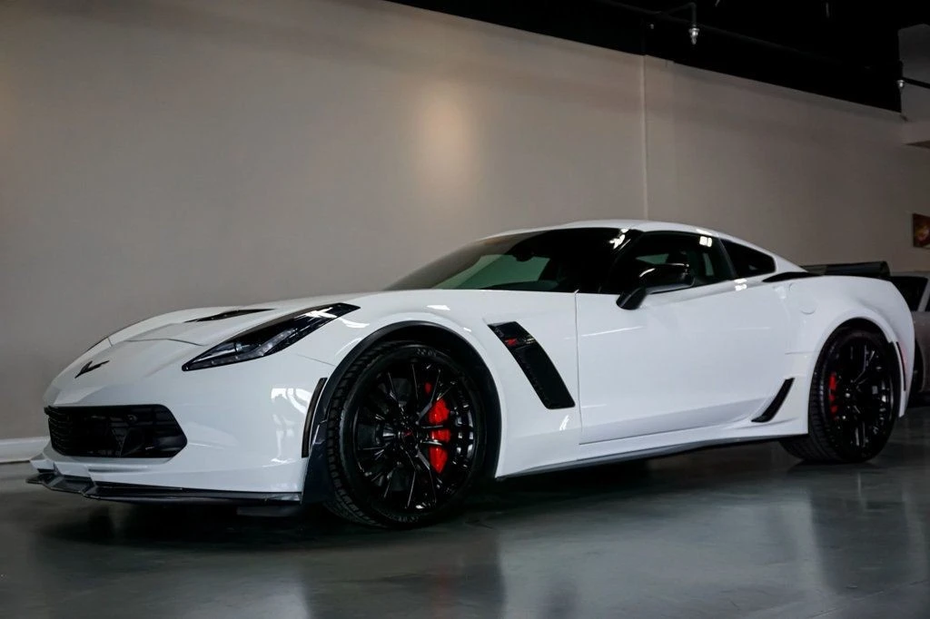 2017 Chevrolet Corvette C7 Z06 - Image 3 of 12