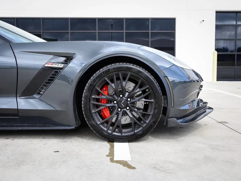 2017 Chevrolet Corvette C7 Z06 - Image 10 of 12