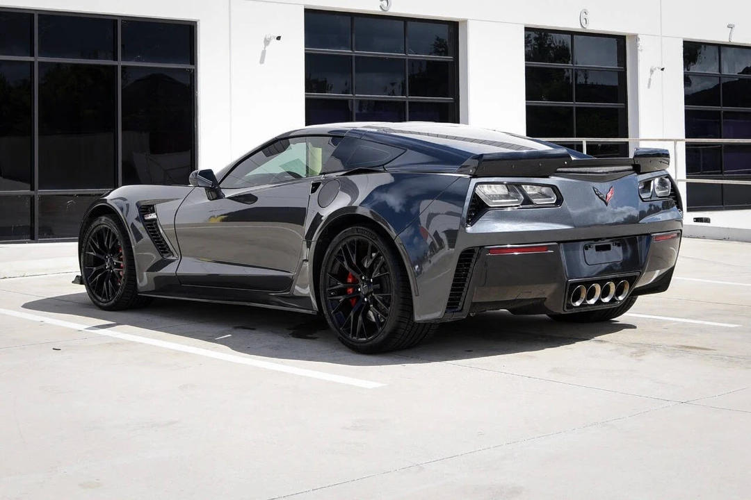 2017 Chevrolet Corvette C7 Z06 - Image 6 of 17