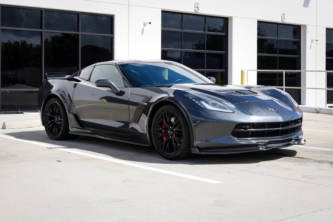 2017 Chevrolet Corvette C7 Z06 - Image 2 of 17