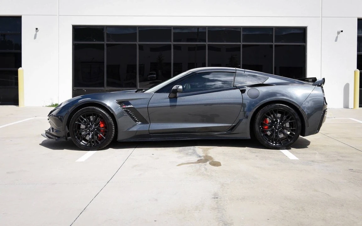 2017 Chevrolet Corvette C7 Z06 - Image 5 of 17