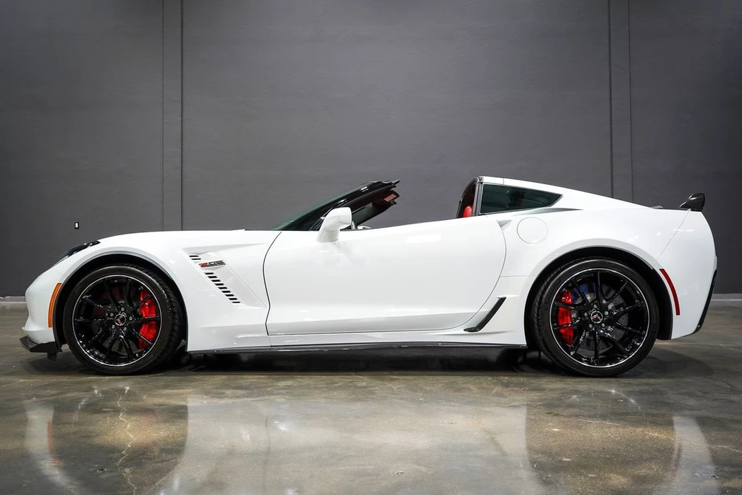 2017 Chevrolet Corvette C7 Z06 - Image 2 of 21