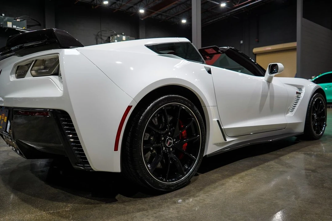 2017 Chevrolet Corvette C7 Z06 - Image 18 of 21
