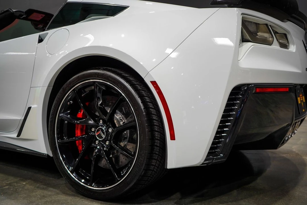 2017 Chevrolet Corvette C7 Z06 - Image 13 of 21