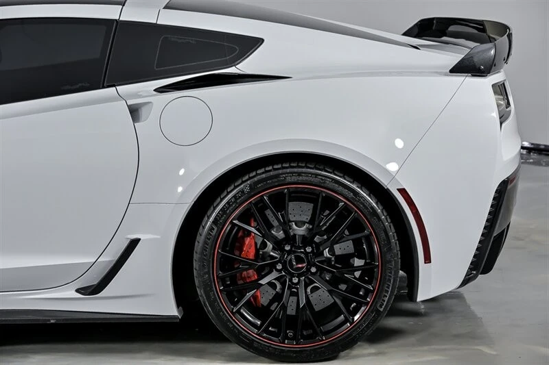 2017 Chevrolet Corvette C7 Z06 - Image 9 of 21