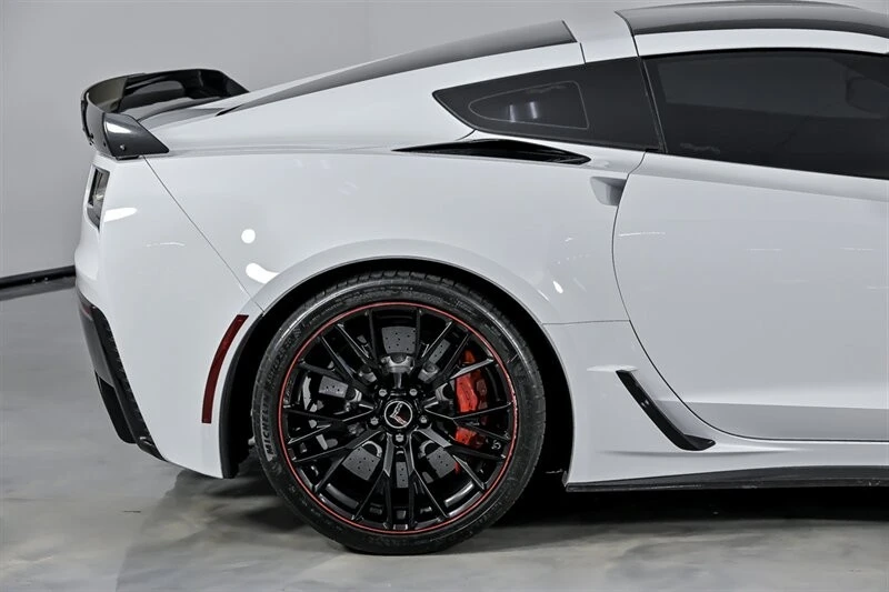 2017 Chevrolet Corvette C7 Z06 - Image 13 of 21