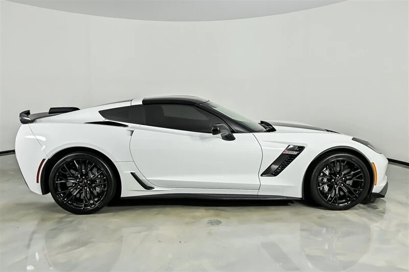 2017 Chevrolet Corvette C7 Z06 - Image 10 of 31