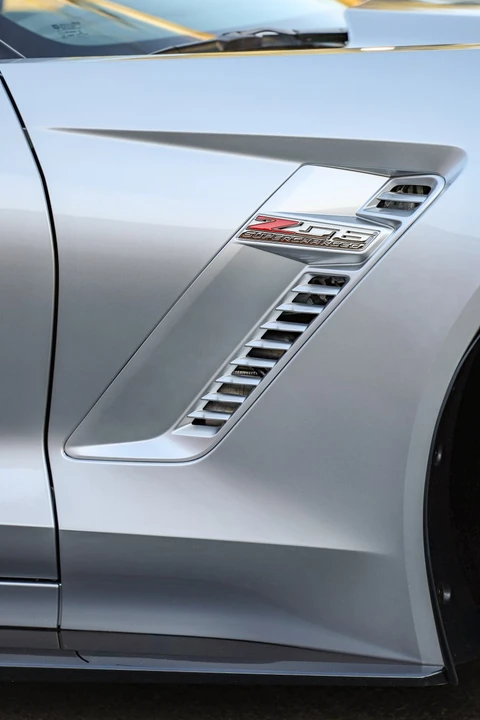 2017 Chevrolet Corvette C7 Z06 - Image 16 of 31