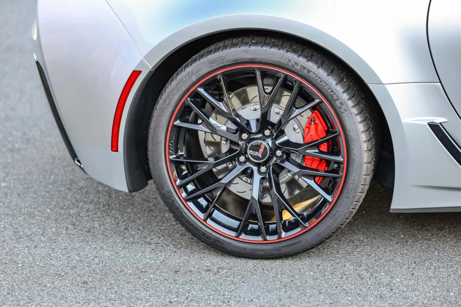 2017 Chevrolet Corvette C7 Z06 - Image 23 of 31