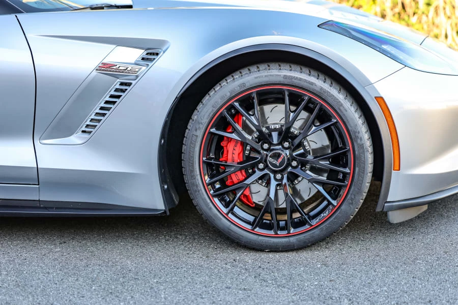 2017 Chevrolet Corvette C7 Z06 - Image 25 of 31