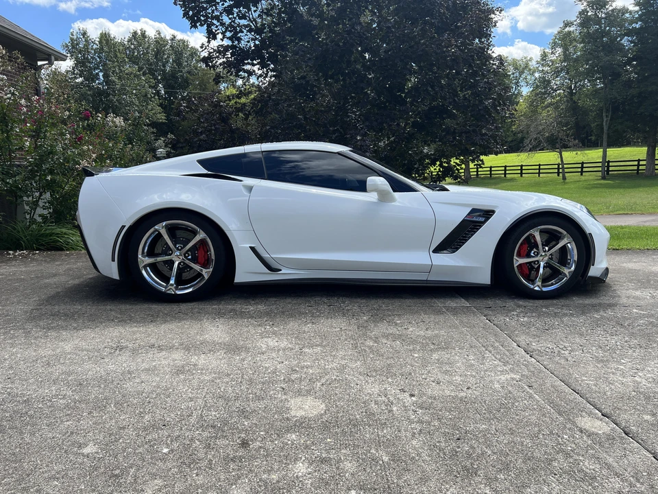 2017 Chevrolet Corvette C7 Z06 - Image 12 of 31