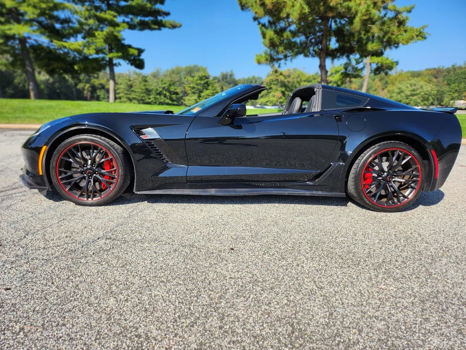 2017 Chevrolet Corvette C7 Z06 - Image 13 of 31