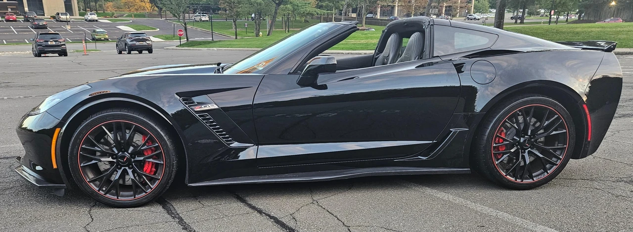2017 Chevrolet Corvette C7 Z06 - Image 12 of 31
