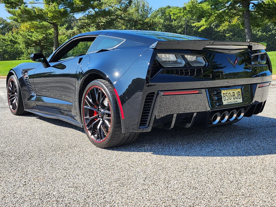 2017 Chevrolet Corvette C7 Z06 - Image 18 of 31