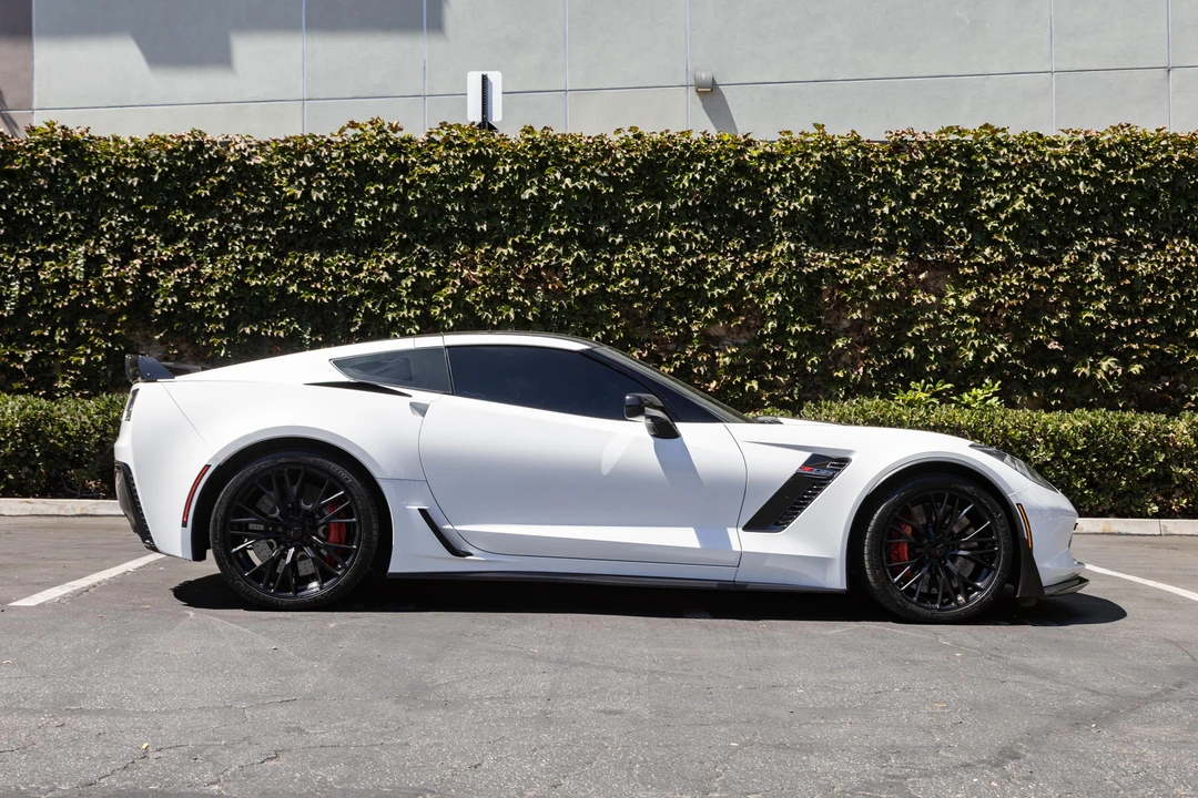 2017 Chevrolet Corvette C7 Z06 - Image 8 of 31