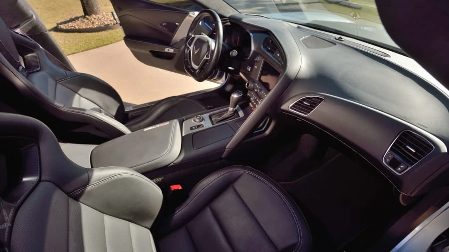 2017 Chevrolet Corvette C7 Z06 - Image 24 of 31