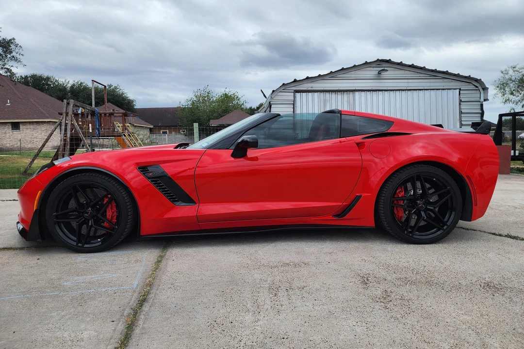 2017 Chevrolet Corvette C7 Z06 - Image 3 of 31