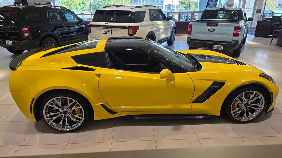 2017 Chevrolet Corvette C7 Z06 - Image 4 of 19