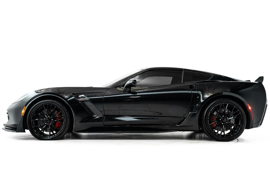 2017 Chevrolet Corvette C7 Z06 - Image 11 of 31
