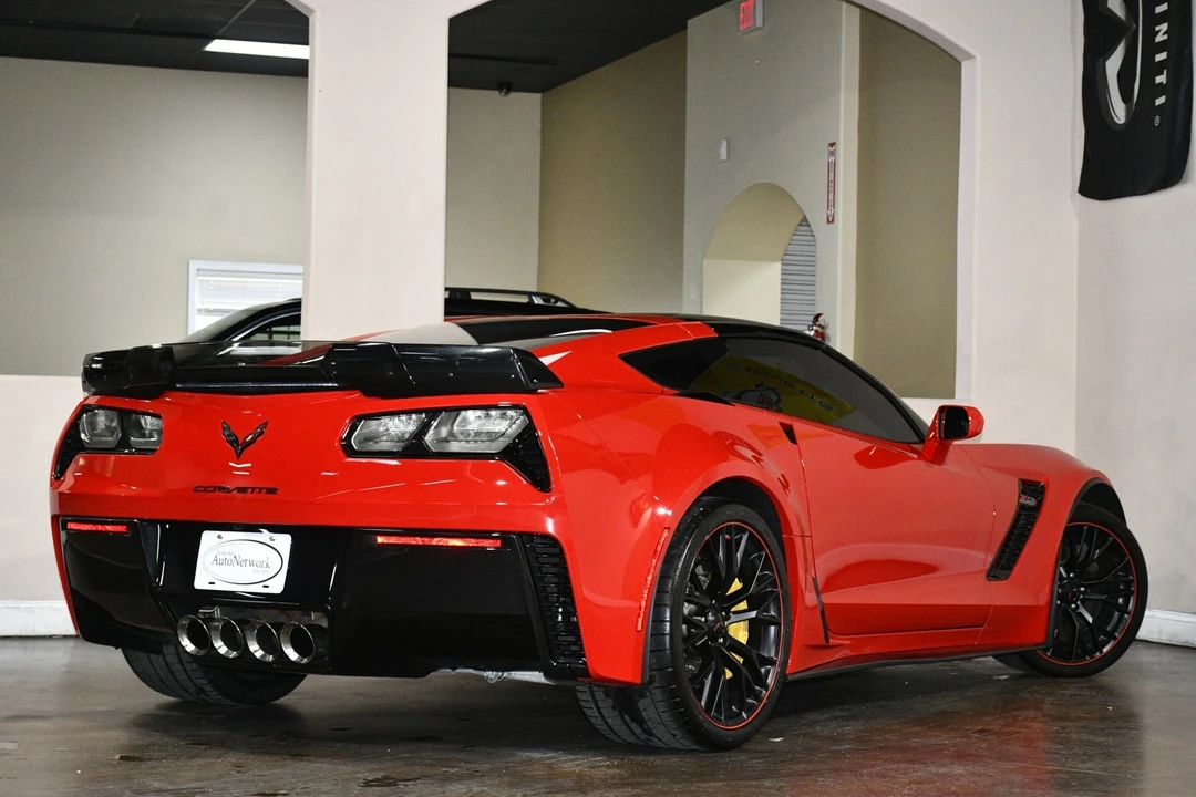 2017 Chevrolet Corvette C7 Z06 - Image 5 of 12