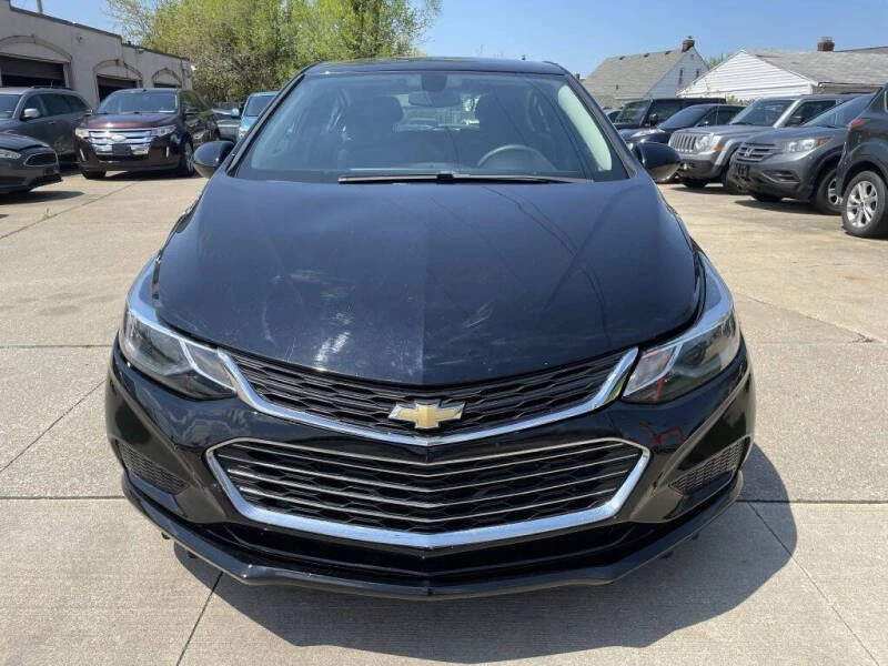 2017 Chevrolet Cruze - Image 2 of 20