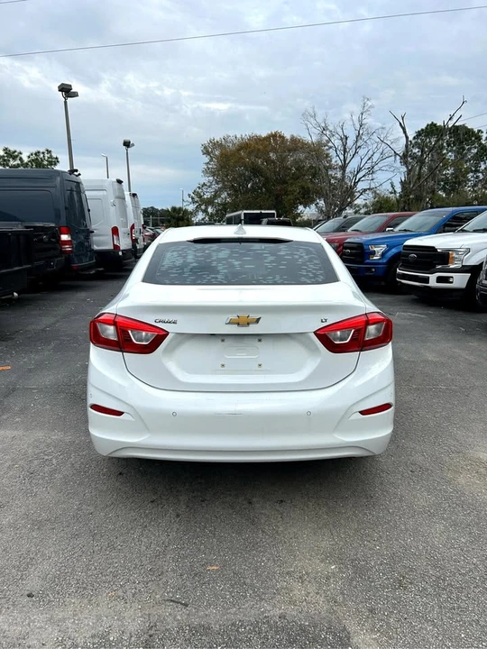 2017 Chevrolet Cruze - Image 5 of 15