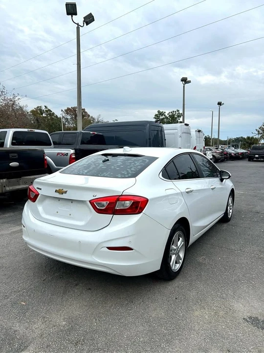 2017 Chevrolet Cruze - Image 6 of 15