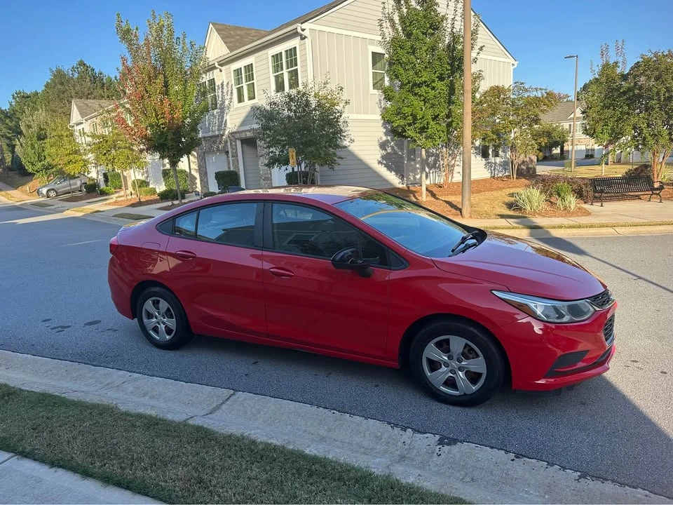 2017 Chevrolet Cruze - Image 5 of 9