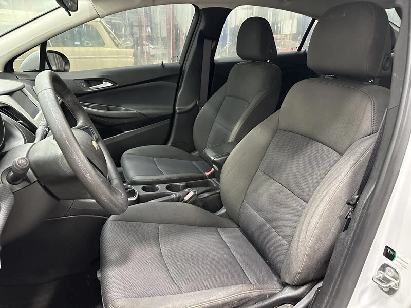 2017 Chevrolet Cruze - Image 10 of 21