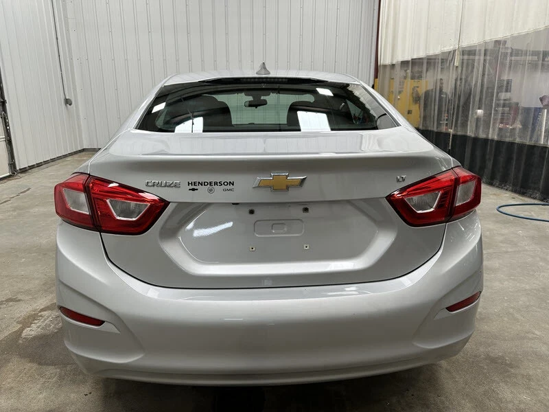 2017 Chevrolet Cruze - Image 15 of 21