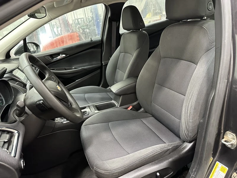 2017 Chevrolet Cruze - Image 9 of 21