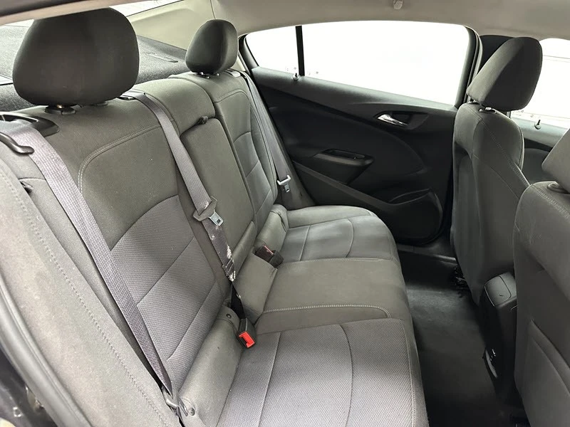 2017 Chevrolet Cruze - Image 15 of 21