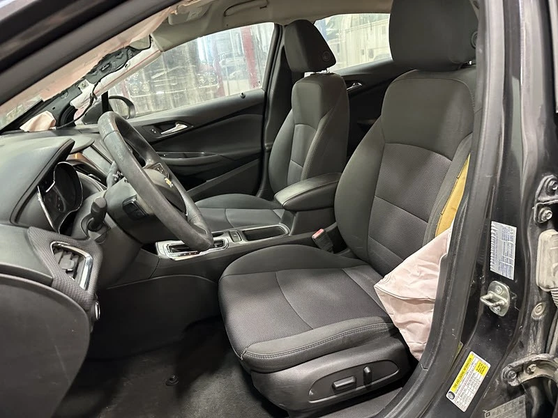 2017 Chevrolet Cruze - Image 10 of 21