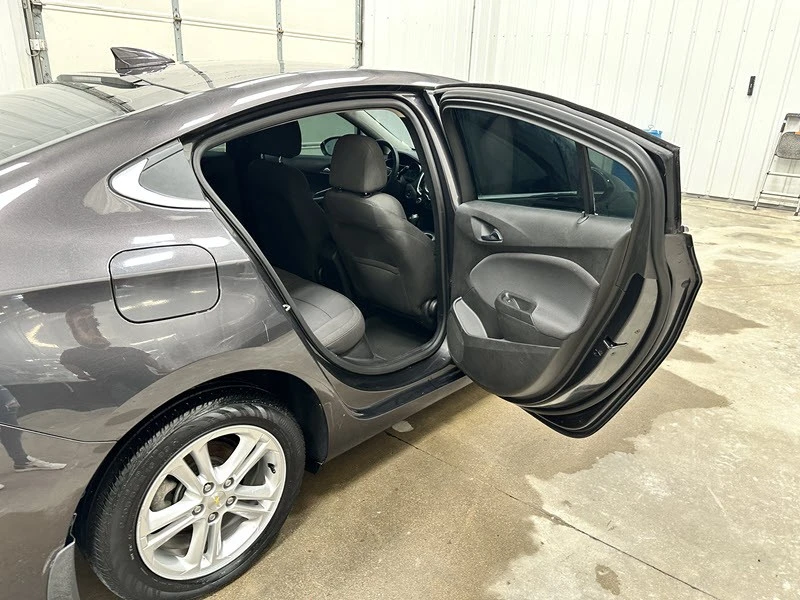 2017 Chevrolet Cruze - Image 12 of 20