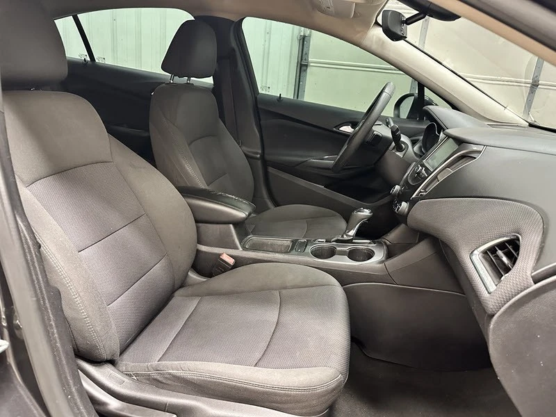 2017 Chevrolet Cruze - Image 15 of 20